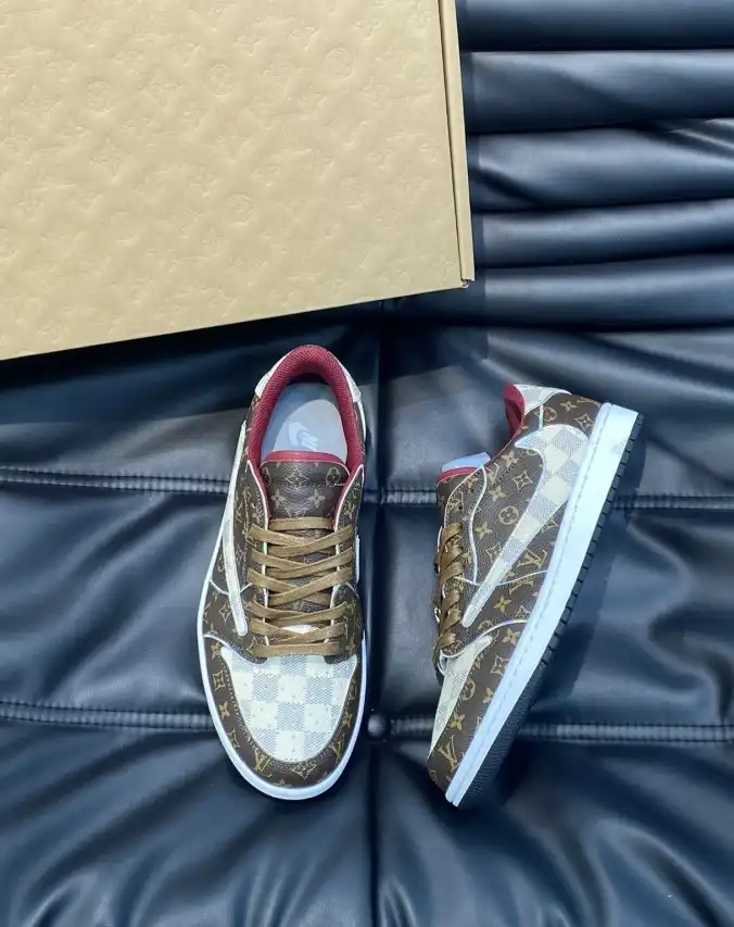 hype Louis Vuitton Sneakers