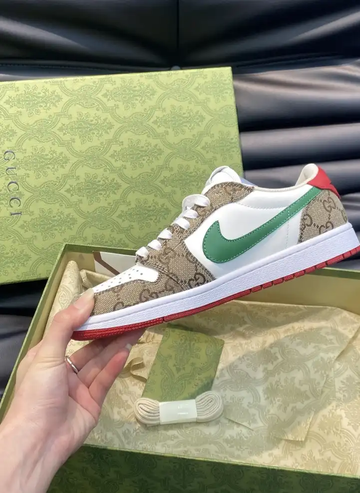 hype Gucci Sneakers