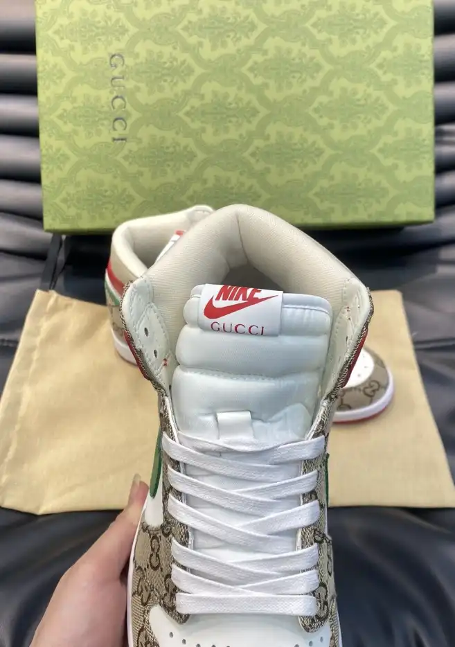 hype Gucci Sneakers