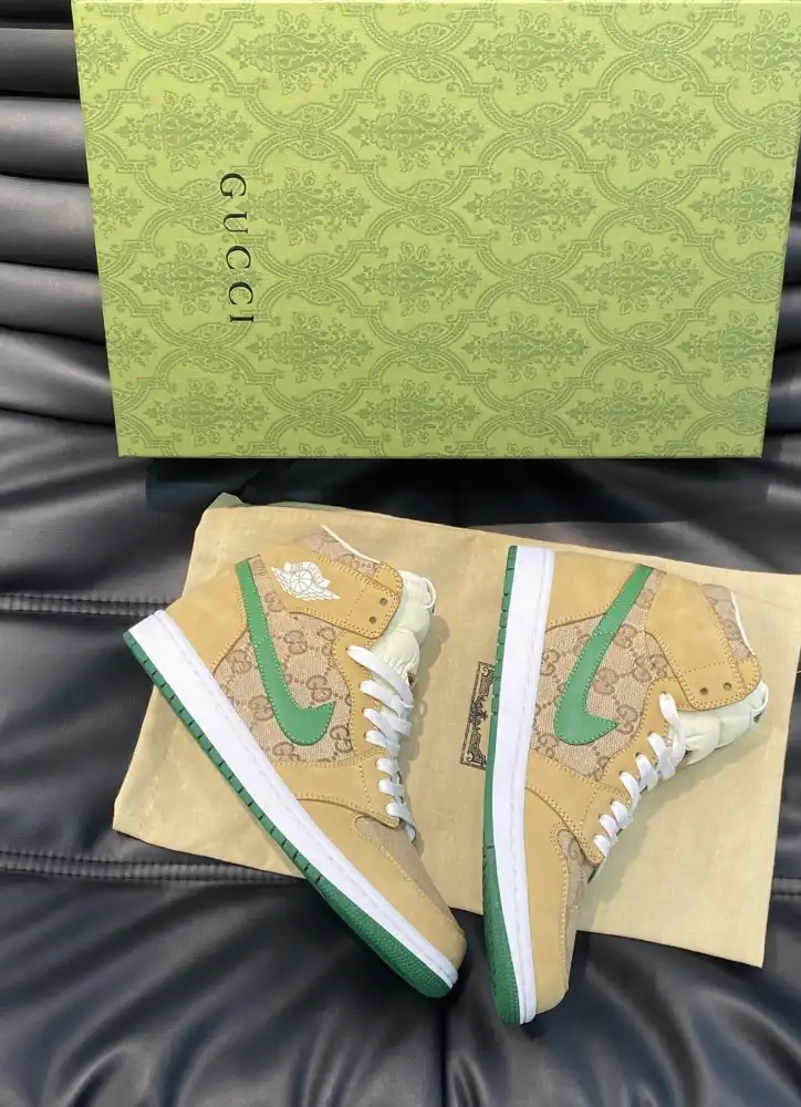 hype Gucci Sneakers