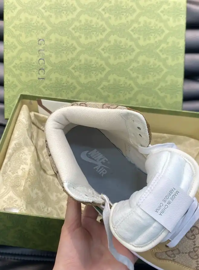 hype Gucci Sneakers