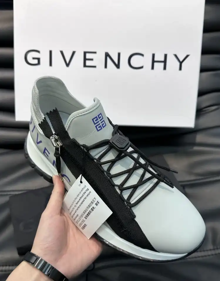 hype Givenchy Sneakers