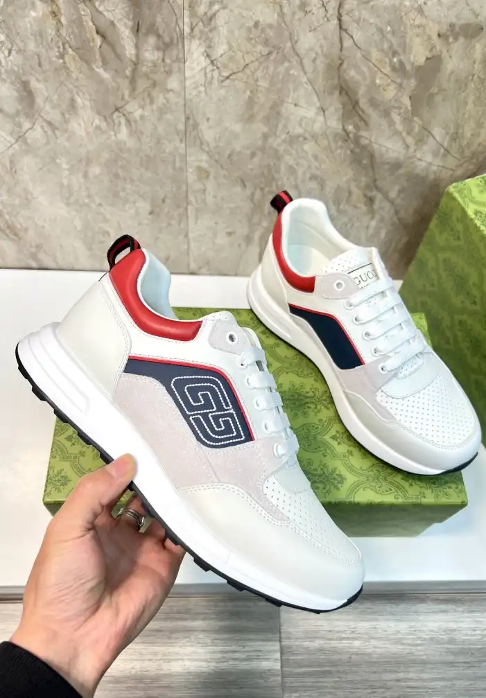 hype Gucci Sneakers