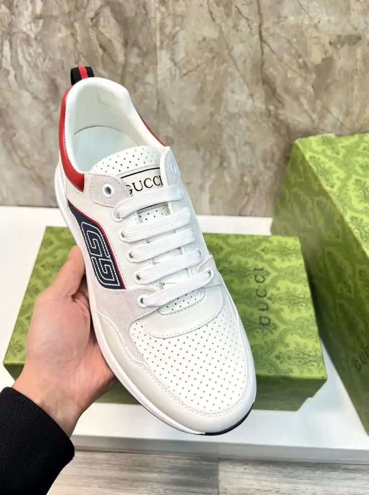 hype Gucci Sneakers