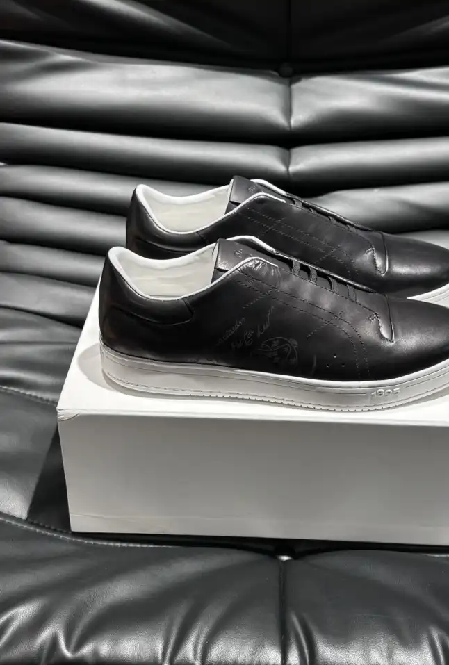 hype Berluti Sneakers