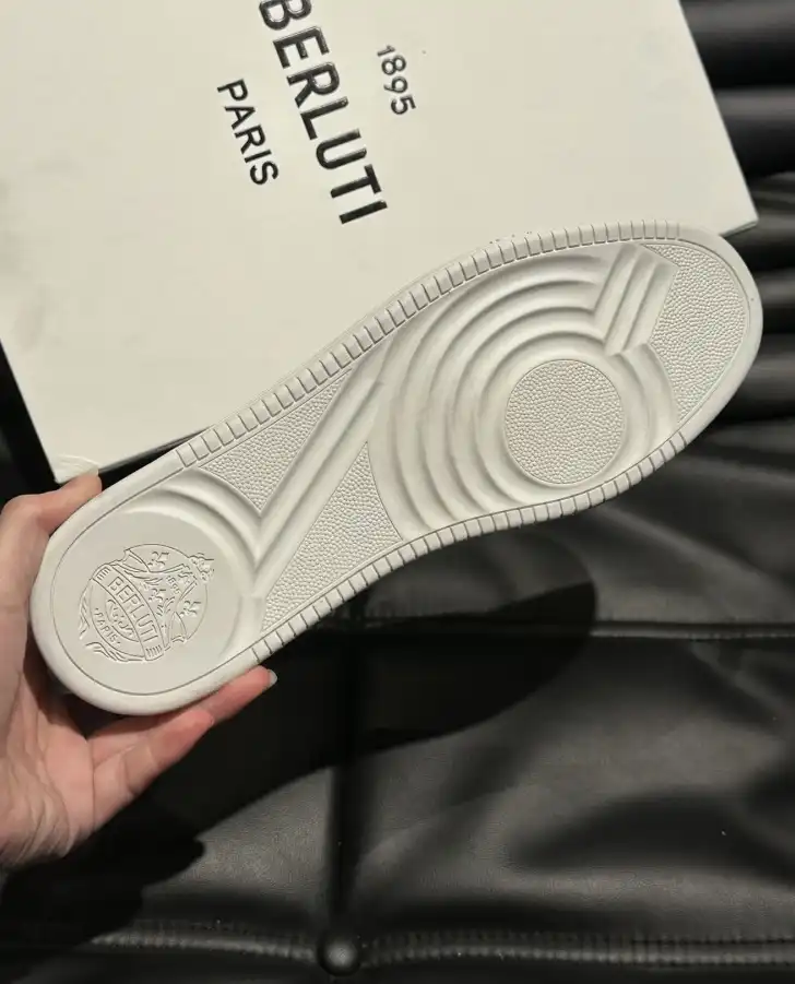 hype Berluti Sneakers