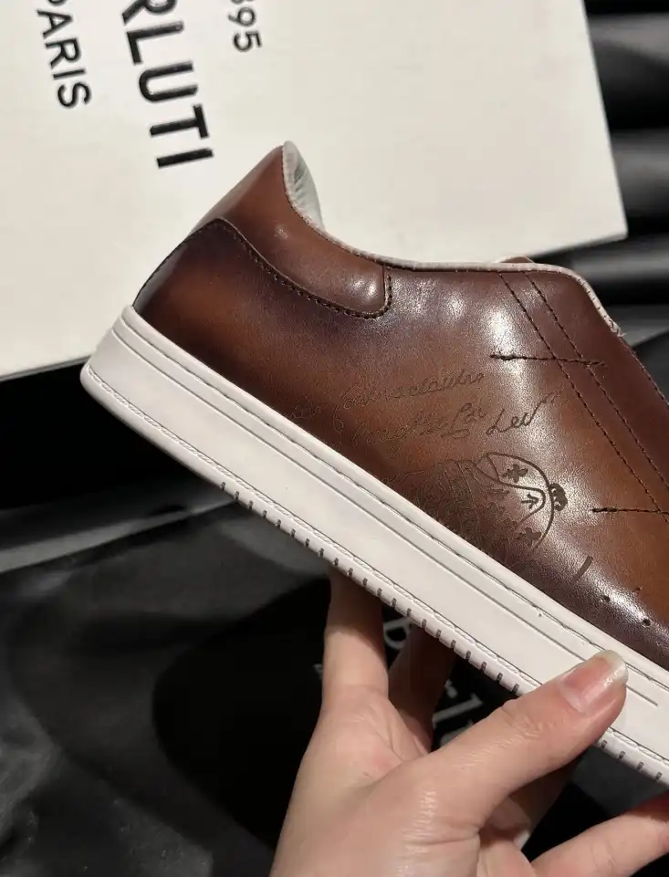 hype Berluti Sneakers