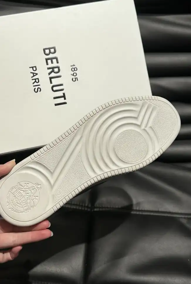 hype Berluti Sneakers