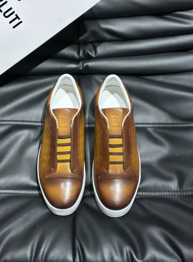 hype Berluti Sneakers