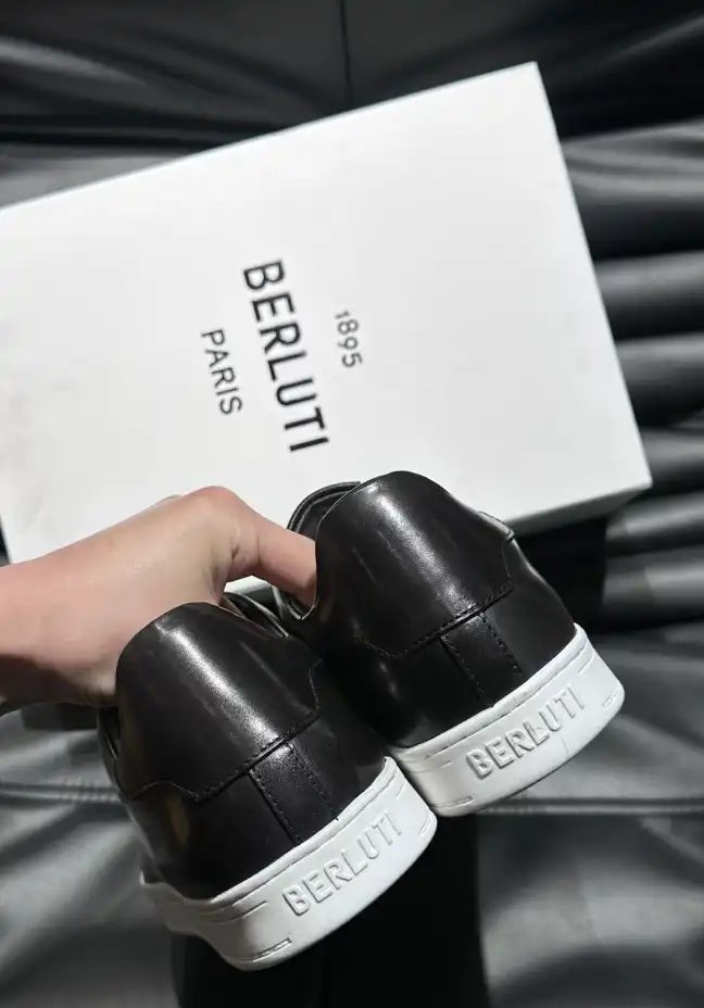 hype Berluti Sneakers