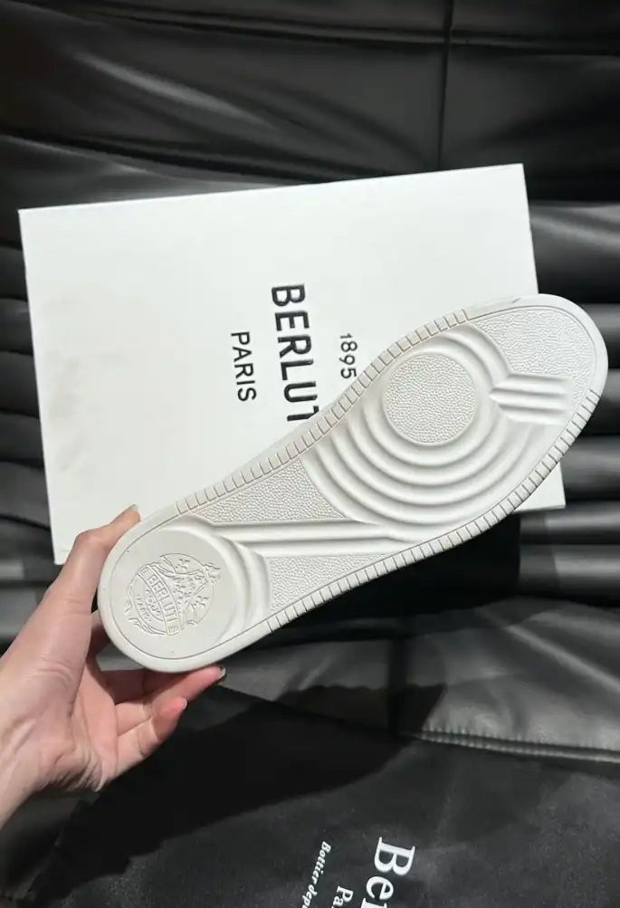 hype Berluti Sneakers