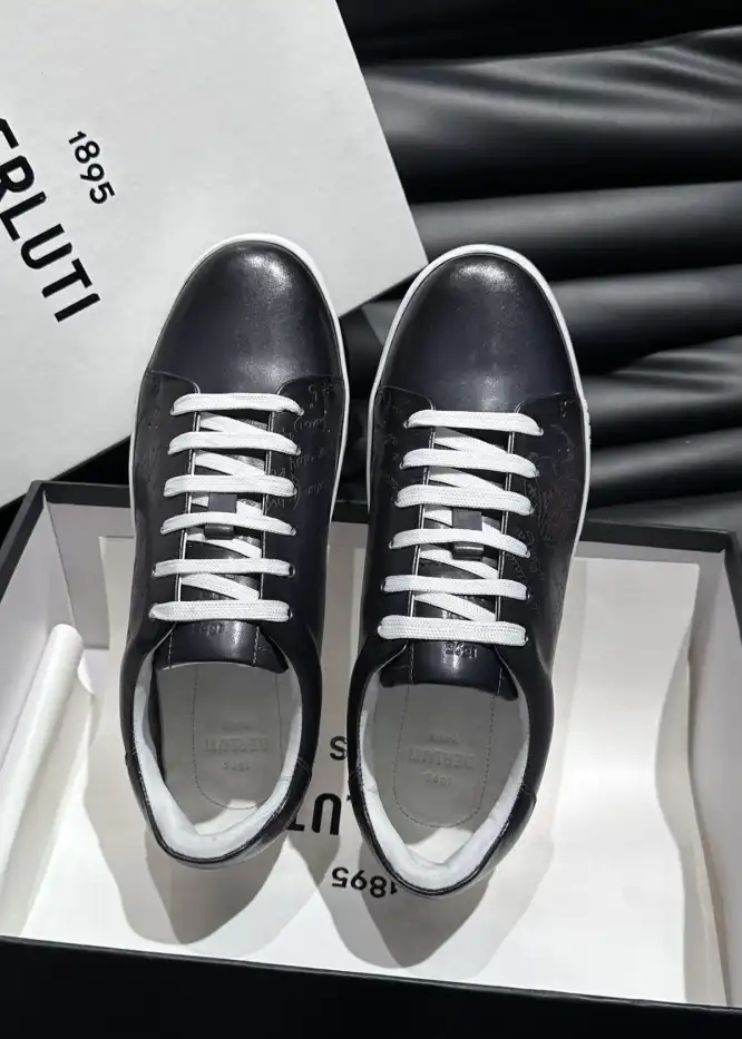 hype Berluti Sneakers