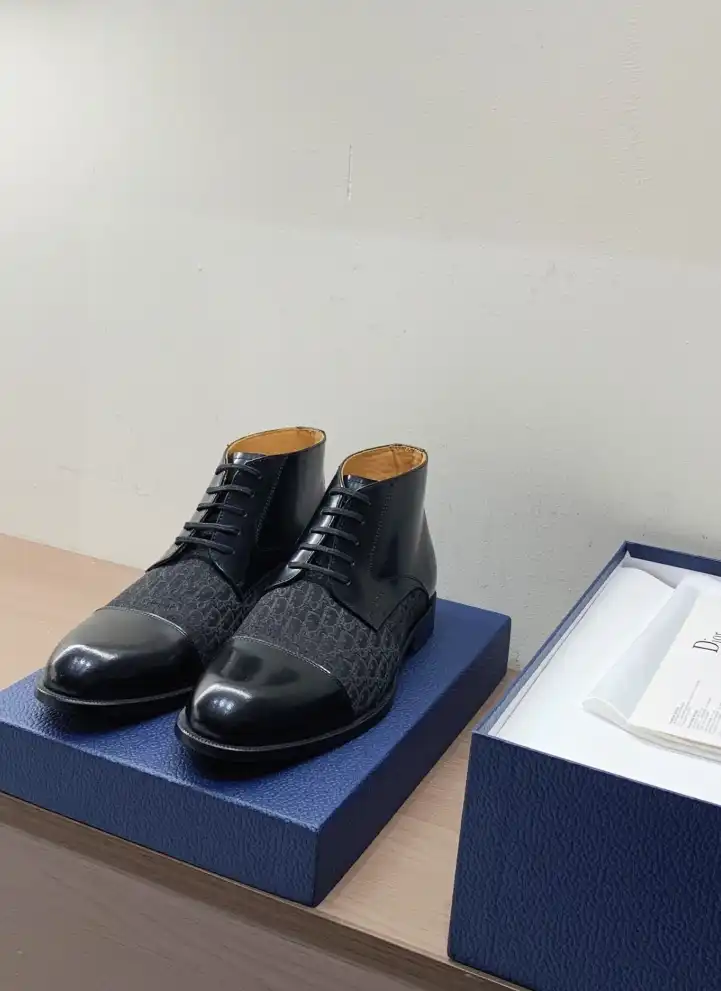 hype Christian Dior Leather Shoes