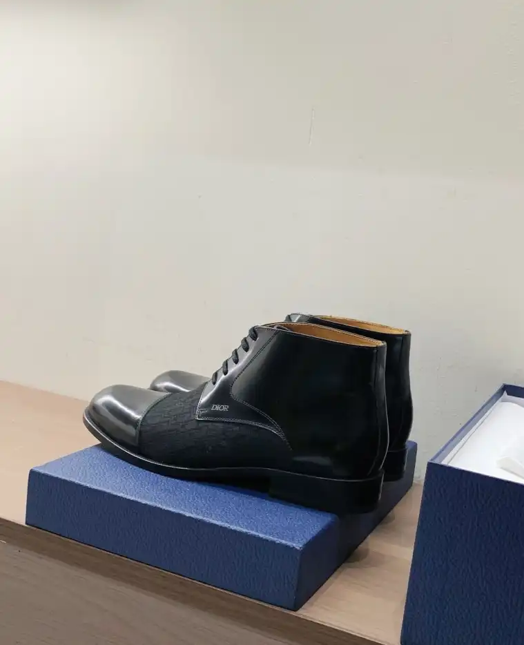 hype Christian Dior Leather Shoes