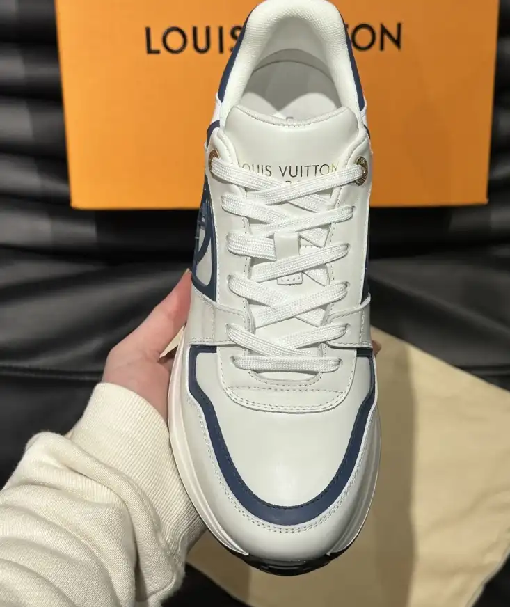 hype Louis Vuitton Sneakers