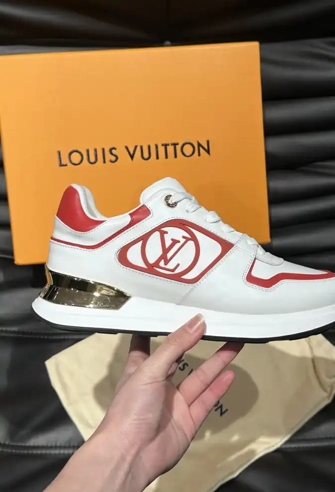 hype Louis Vuitton Sneakers