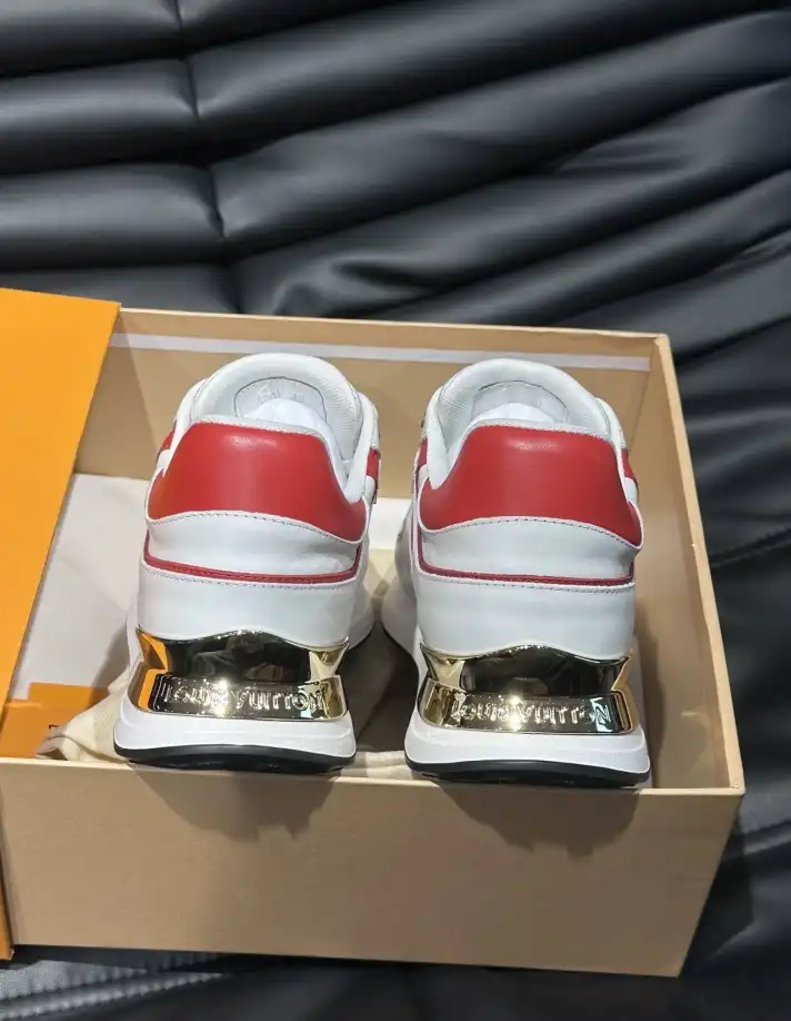 hype Louis Vuitton Sneakers