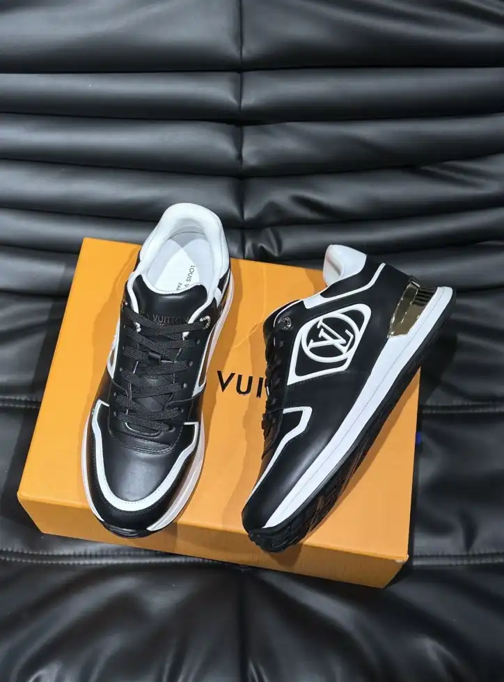 hype Louis Vuitton Sneakers