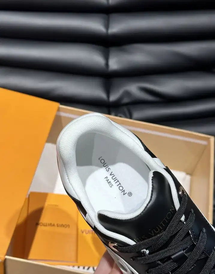 hype Louis Vuitton Sneakers