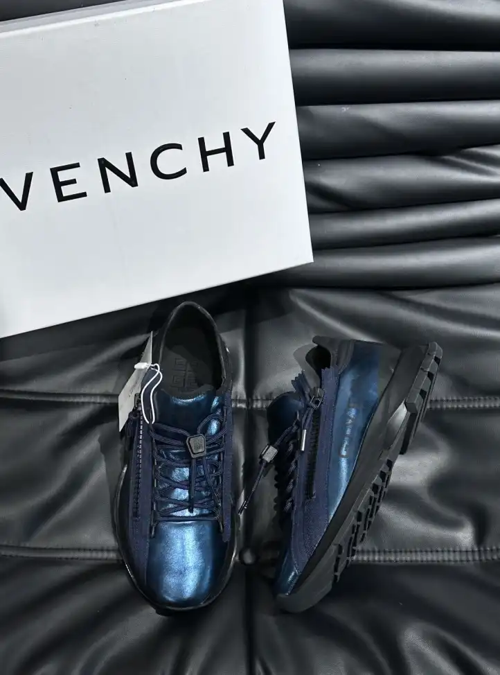 hype Givenchy Sneakers