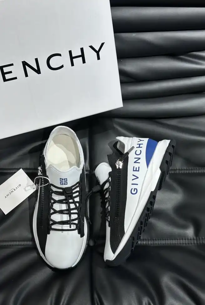 hype Givenchy Sneakers