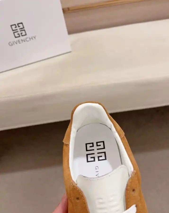 hype Gucci Sneakers