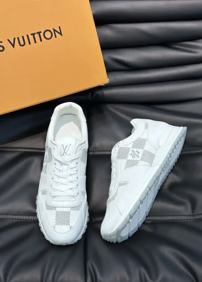 hype Louis Vuitton Sneakers