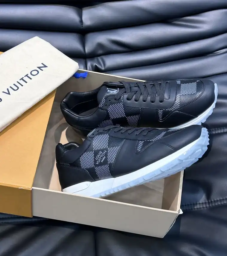 hype Louis Vuitton Sneakers