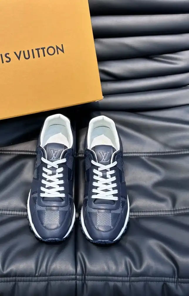 hype Louis Vuitton Sneakers