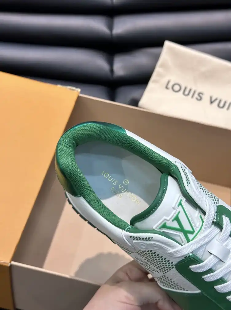 hype Louis Vuitton Sneakers