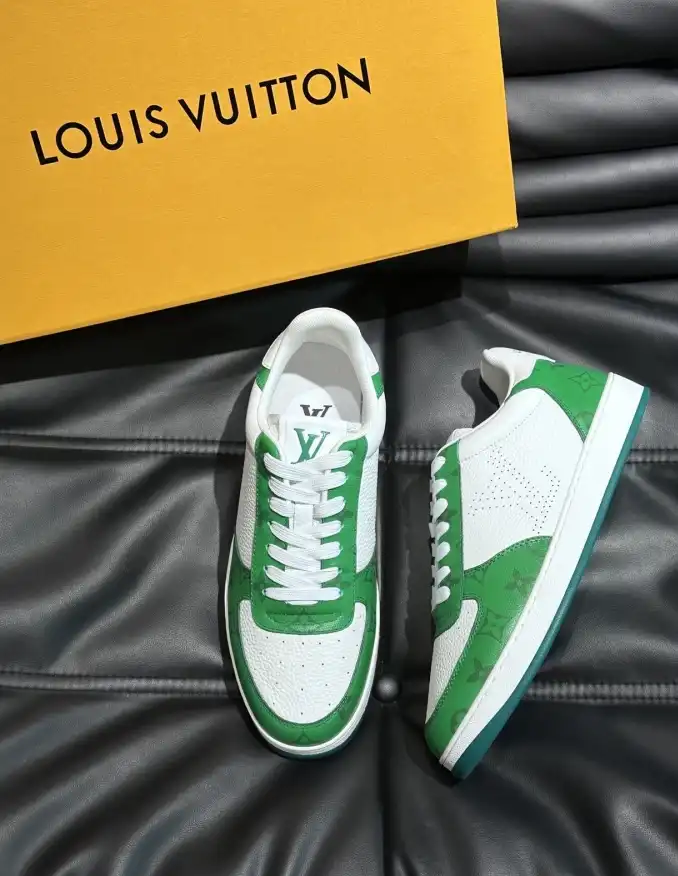 hype Louis Vuitton Sneakers