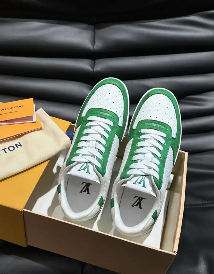 hype Louis Vuitton Sneakers