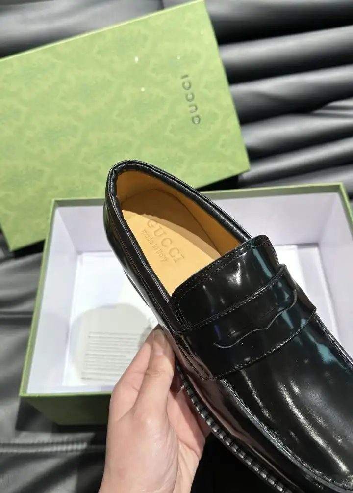 hype Gucci Leather Shoes