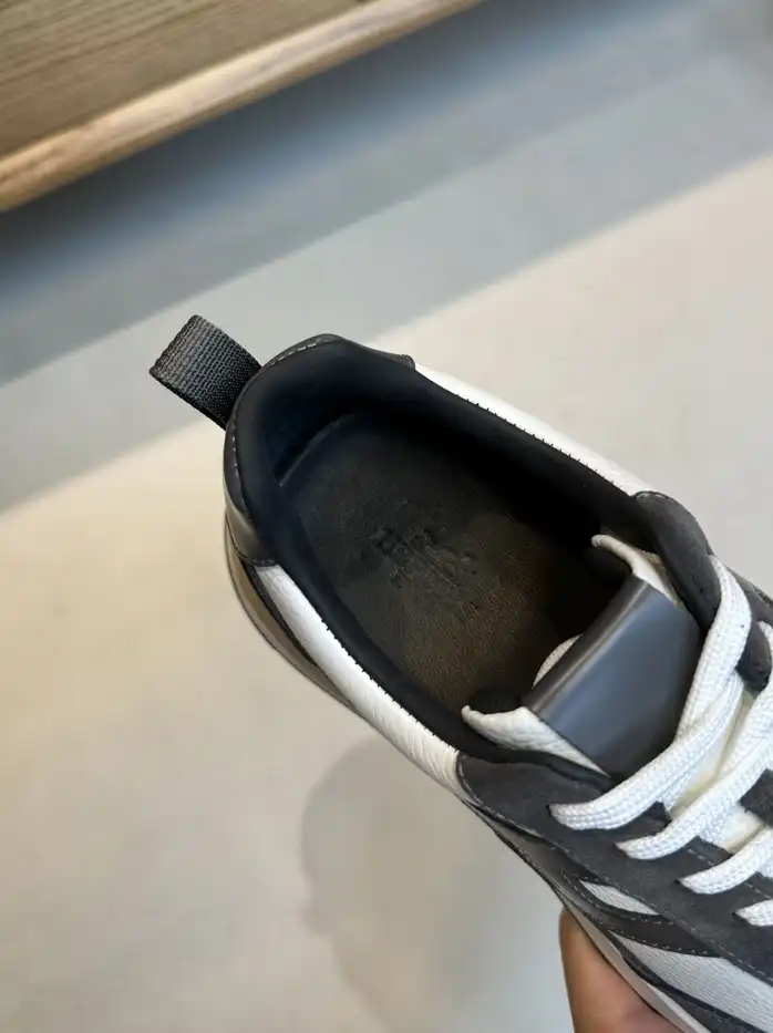 hype Hermes Sneakers