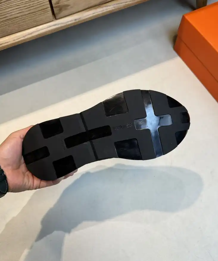 hype Hermes Sneakers