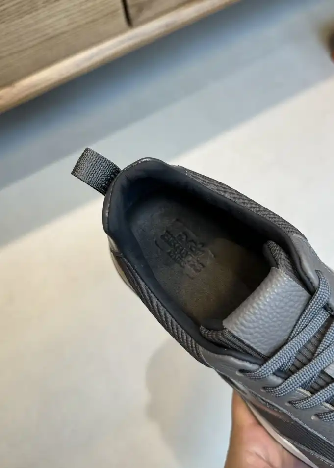 hype Hermes Sneakers