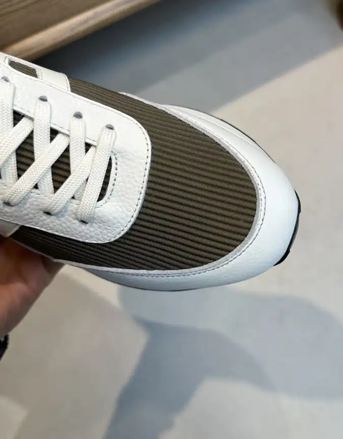 hype Hermes Sneakers