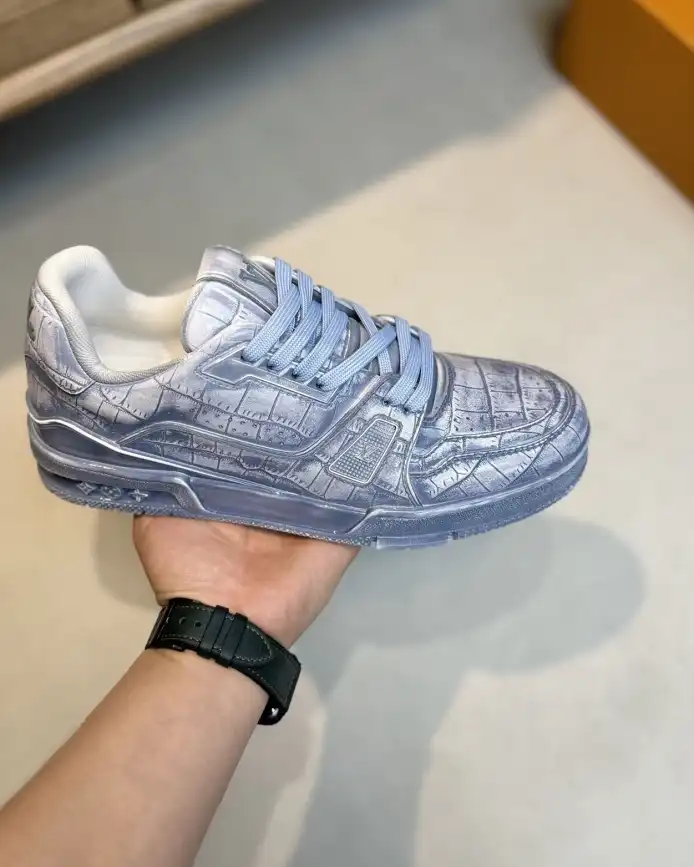 hype Louis Vuitton Sneakers