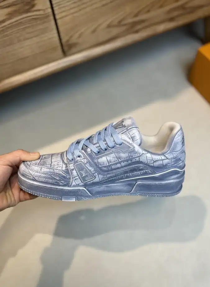 hype Louis Vuitton Sneakers