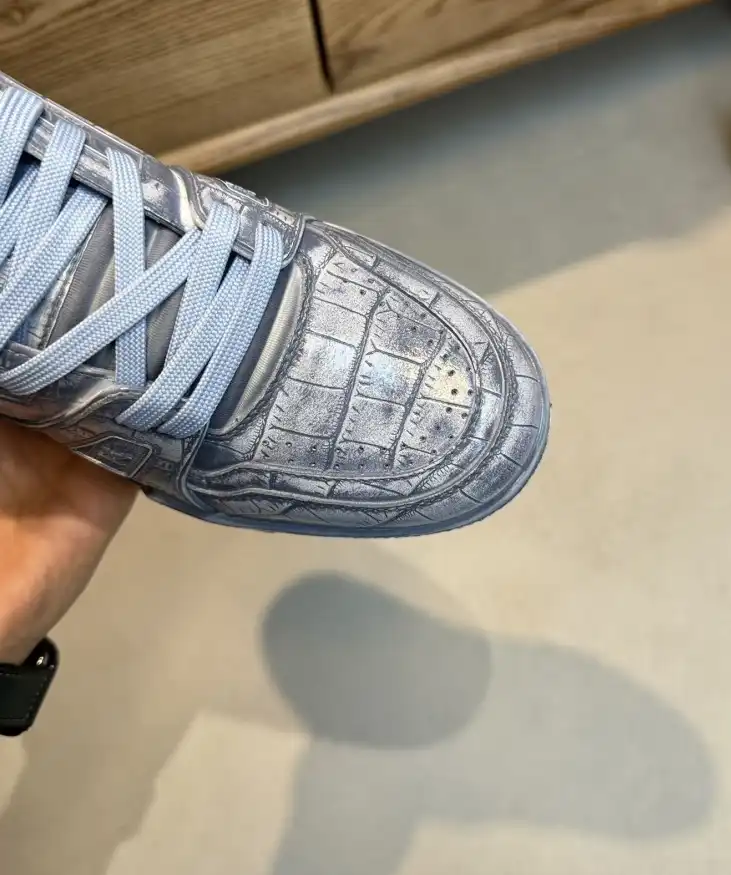 hype Louis Vuitton Sneakers