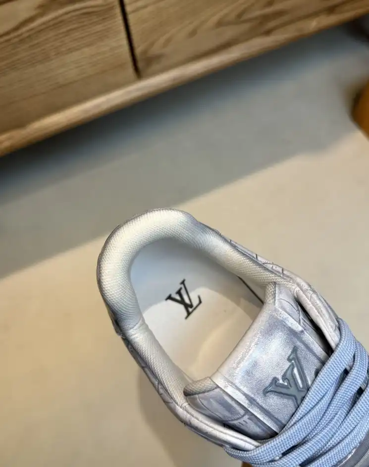 hype Louis Vuitton Sneakers