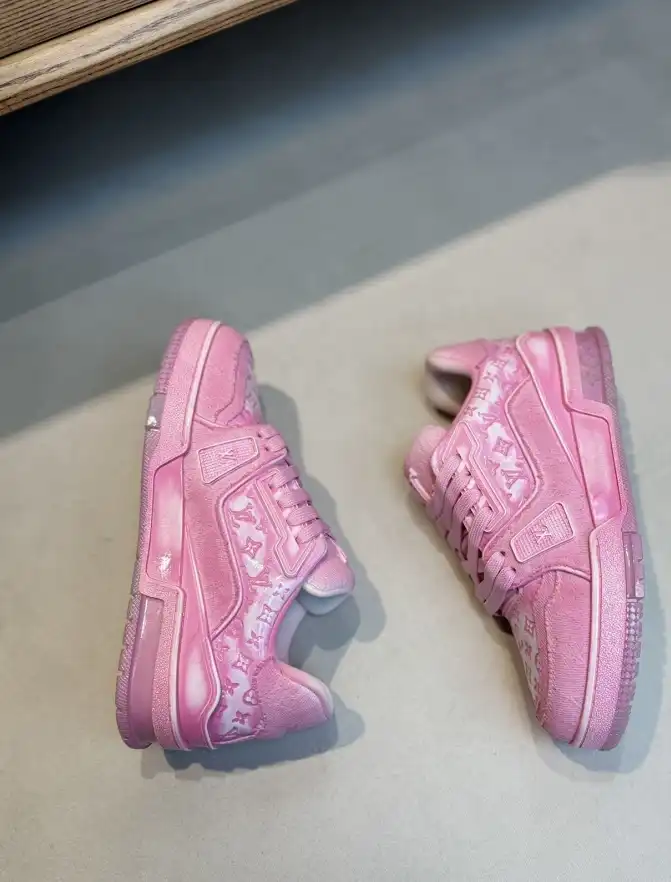 hype Louis Vuitton Sneakers