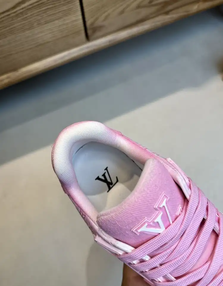 hype Louis Vuitton Sneakers