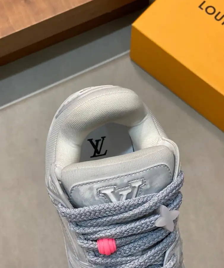 hype Louis Vuitton Sneakers