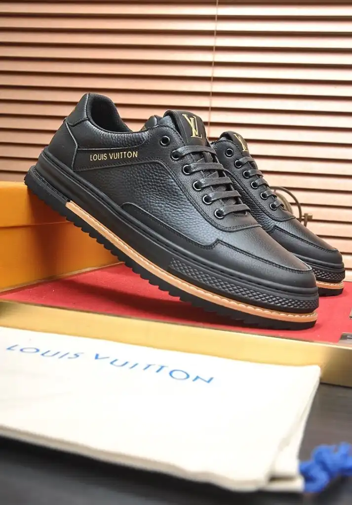 hype Louis Vuitton Sneakers