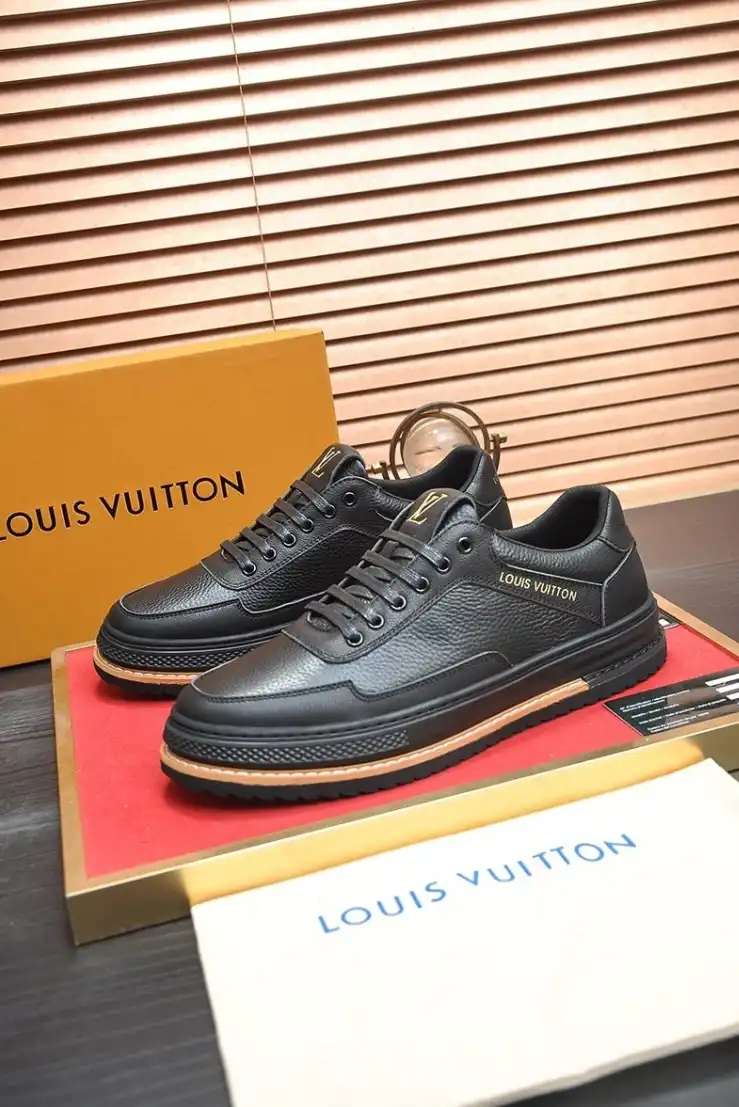 hype Louis Vuitton Sneakers