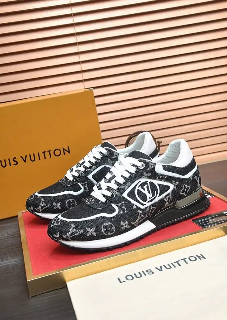 hype Louis Vuitton Sneakers