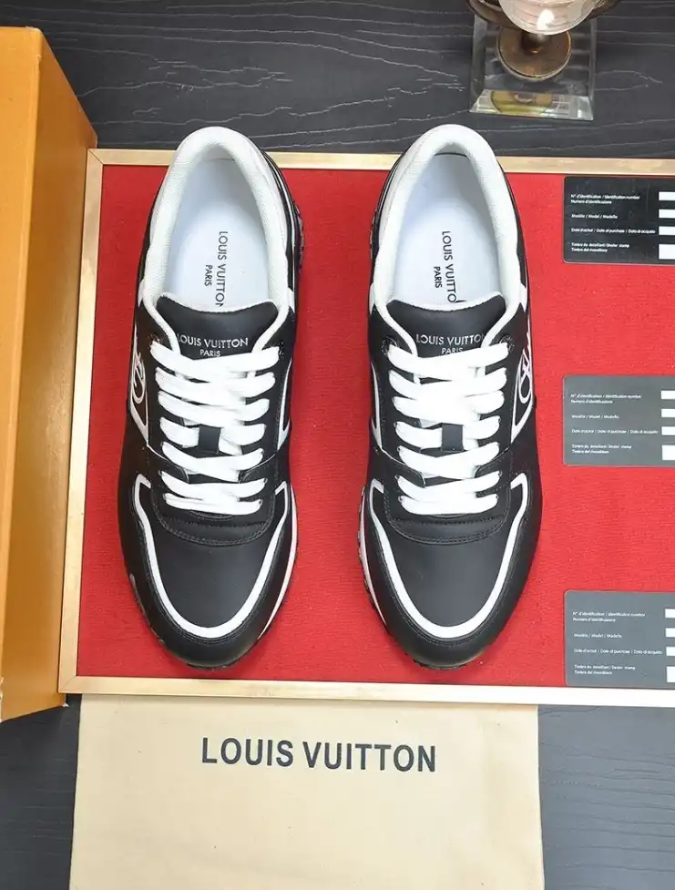 hype Louis Vuitton Sneakers