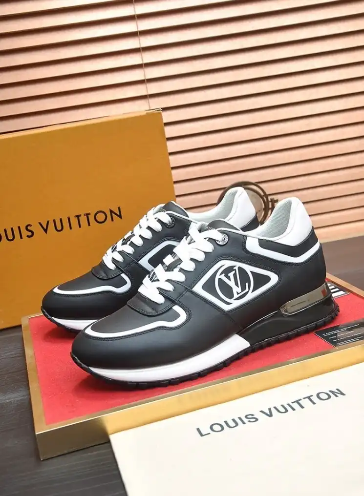 hype Louis Vuitton Sneakers