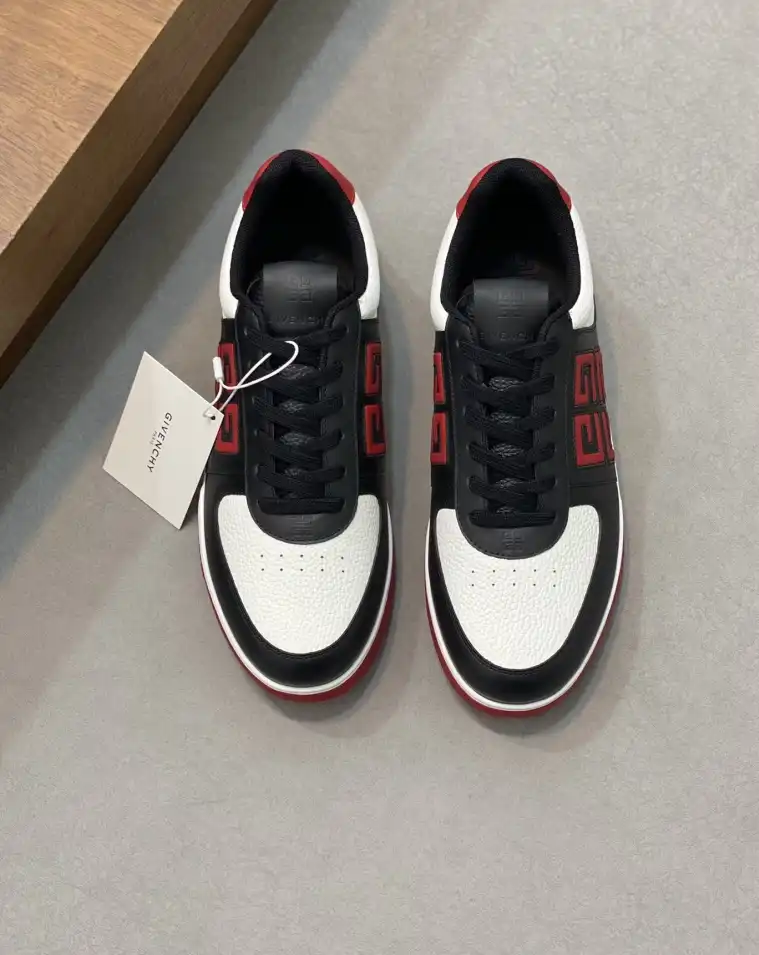 hype Givenchy Sneakers